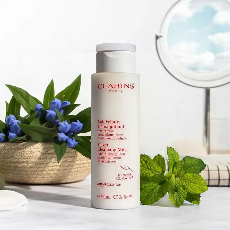 clarins cleansing milk with gentian